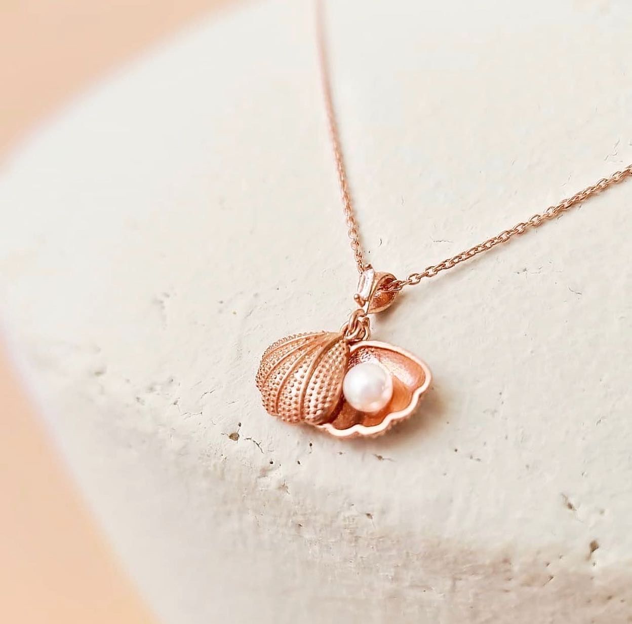 İncili İstiridye Kolye